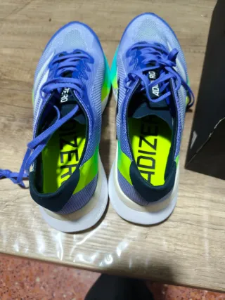 Adidas Adizero Boston 12 Talla 42.5 Nuevas