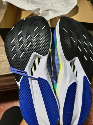 Adidas Adizero Boston 12 Talla 42.5 Nuevas