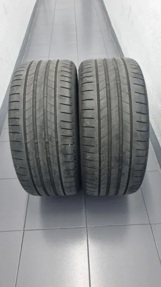 Neumáticos Bridgestone 255 40 R18 99Y