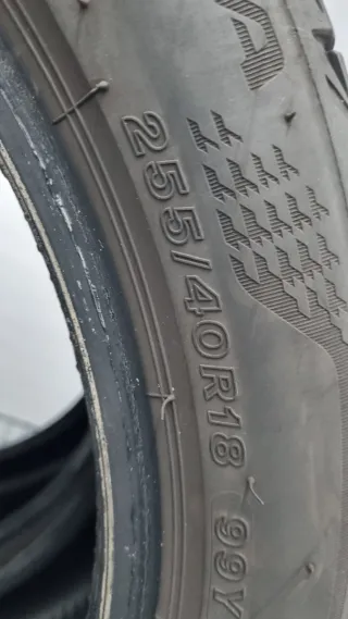 Neumáticos Bridgestone 255 40 R18 99Y