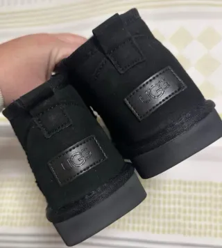 Botas UGG Negras Talla 39