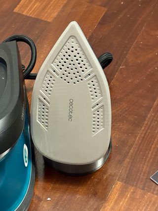 Ferro da stiro Cecotec IronHero 3200