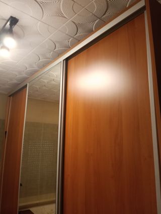 Armario grande madera marrón