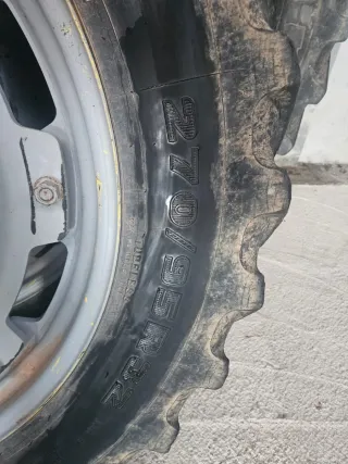 Ruedas Case Maxxum 130 CVX