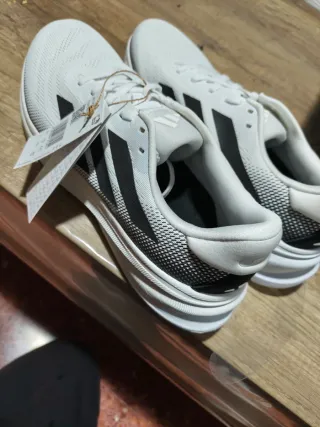 Adidas Supernova Rise 2 Talla 42.5 Nuevas