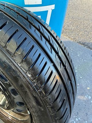 Juego de 4 llantas con neumáticos 15 "hyundai i30