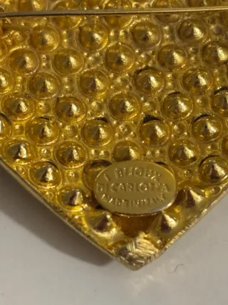 Spilla cuore con strass dorata