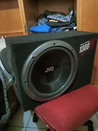 Bombo JVC 1300W