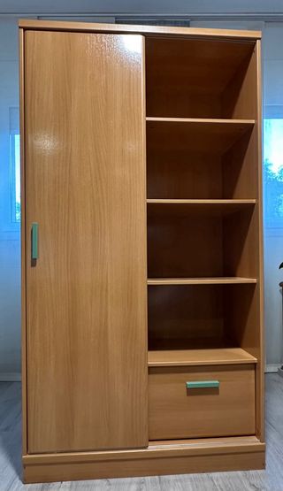 Conjunto de muebles de madera maciza