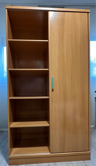 Conjunto de muebles de madera maciza