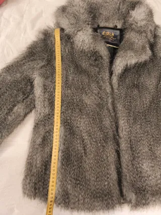 Chaquetón pelo gris