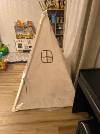 Tienda de campaña infantil tipo tipi