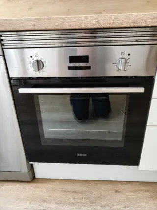 Horno Zanussi como nuevo