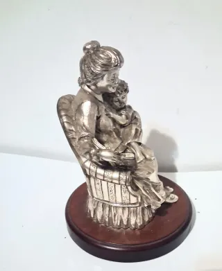 Figura abuela y nieto marca italiana Bongelli