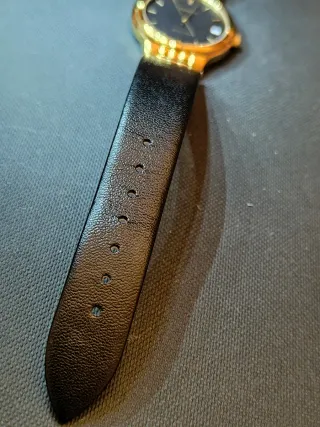 Tissot Stylist Chapado Oro 18k Cristal Zafiro 34mm