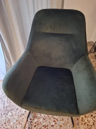 Mecedora de terciopelo verde