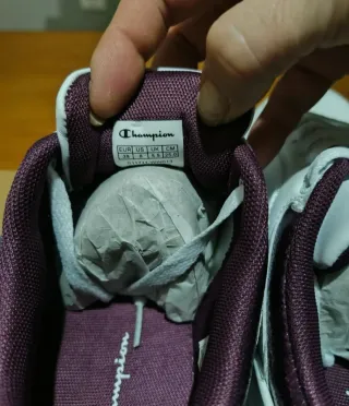 Zapatillas Champion Blancas y Moradas