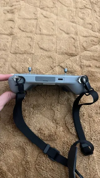 Mando dron DJI RC gris con correa y 3 baterías