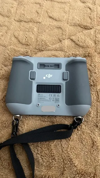 Mando dron DJI RC gris con correa y 3 baterías