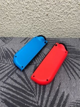 Joy-Cons
