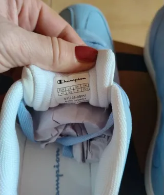 Zapatillas Champion Azul y Blanco