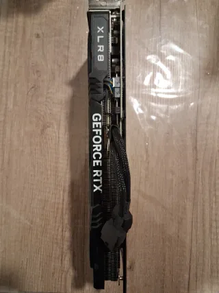 RTX 4070 Super XLR8 12GB, en perfecto estado