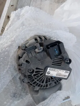 Alternador BMW 320d E90