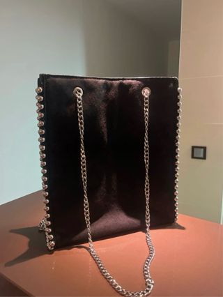 Bolso Zara Shopper Negro Tachuelas