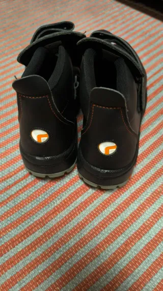 Botas de seguridad Robusta negras