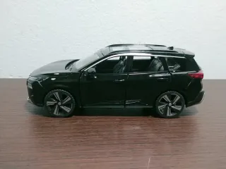 Miniaturas coches a escala 1/32