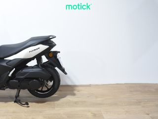 YAMAHA NMAX 125