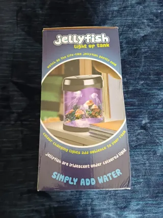 Acuario Jellyfish con 2 medusas LED