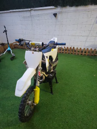 Motocross Husqvarna TC 65  ktm gas gas