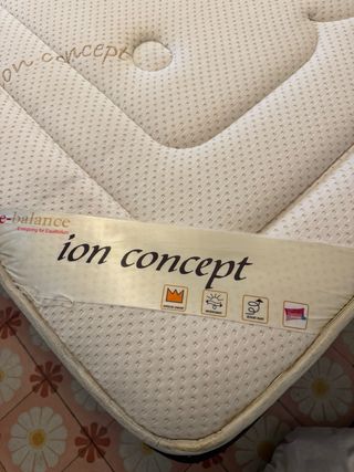 Cama doble con canapé