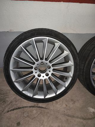 Llantas 19 con neumatico 235/35/19R