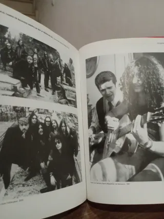 (Firmado)Conversaciones con Mägo de Oz : por el ca