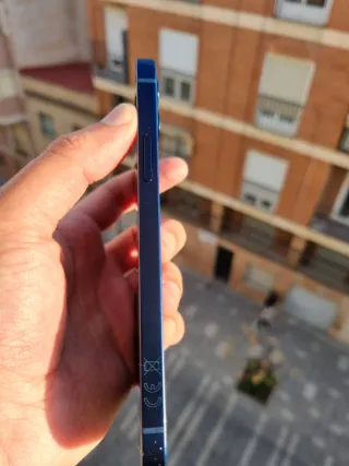 iPhone 12 Azul