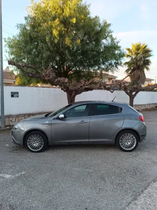 Alfa Romeo Giulietta 2012