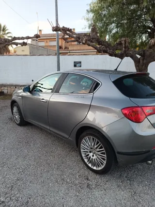 Alfa Romeo Giulietta 2012