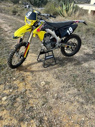 Suzuki RMZ 450 4t