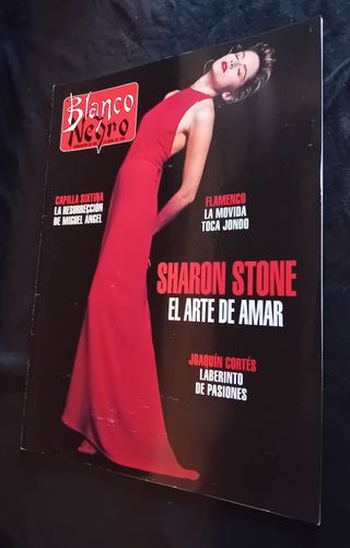 SHARON STONE BLANCO Y NEGRO ESPAÑA REVISTA 1994