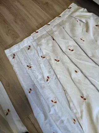 Cortina 2 patas 54x232 y visillo  2 patas 85x232