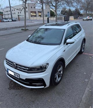 Volkswagen Tiguan R-Line 240 CV DSG 4motion