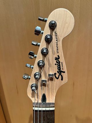Guitarra Eléctrica Squire by Fender Blanca