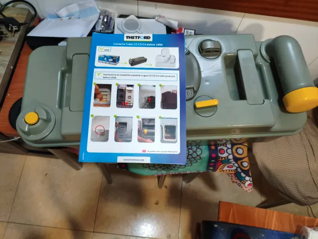 Thetford Fresh Up Set con ruedas