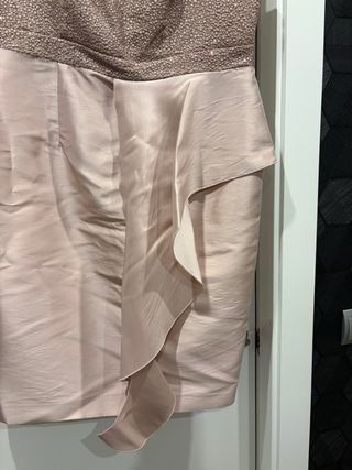 Vestido de fiesta rosa. Talla 46