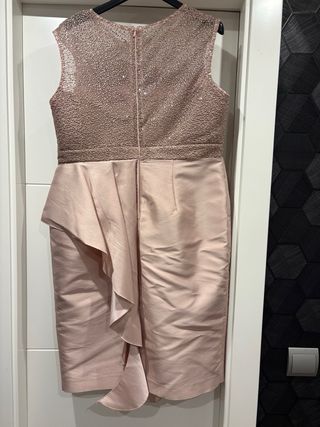 Vestido de fiesta rosa. Talla 46