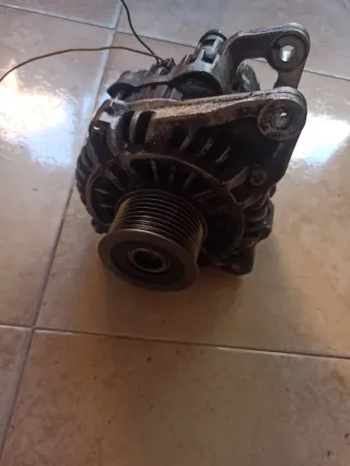 Alternador Mazda RF7J A