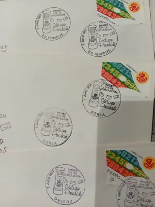 Lote 13 sobres 1er día Código Postal 1987