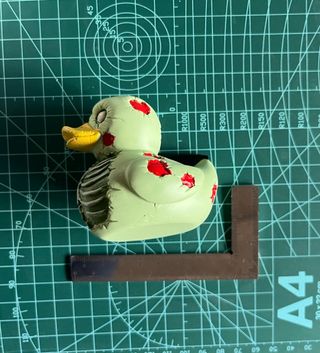 Pato Zombie Esqueleto Cuerpo Verde Decoración